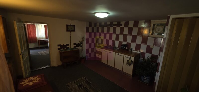 Casa de vanzare cu 6 camere in Busteni