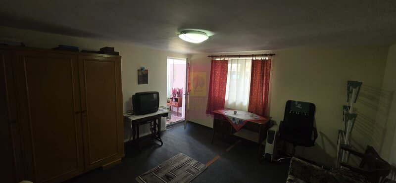 Casa de vanzare cu 6 camere in Busteni