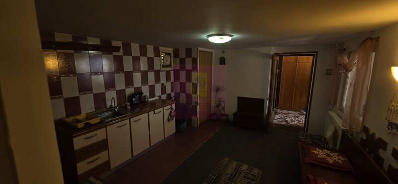 Casa de vanzare cu 6 camere in Busteni