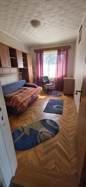 Casa de vanzare cu 6 camere in Busteni