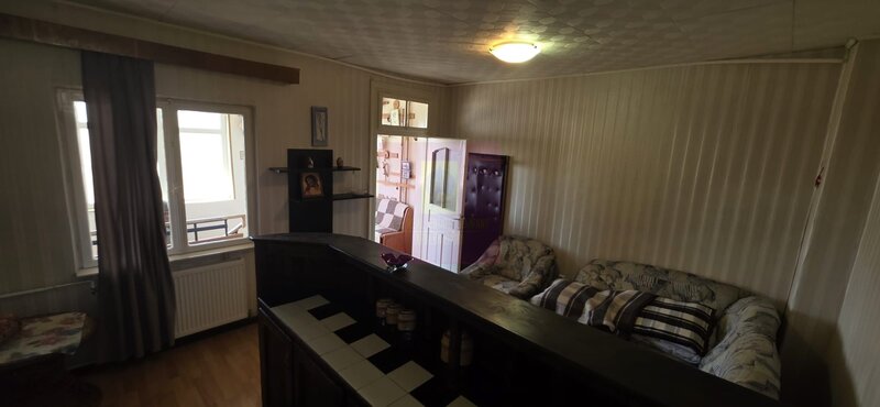 Casa de vanzare cu 6 camere in Busteni