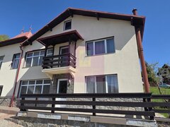 Casa de vanzare cu 6 camere in Busteni